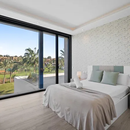 Villa Sandie Front Golf Cinema Sauna Jacuzzi Kids Playground Estepona